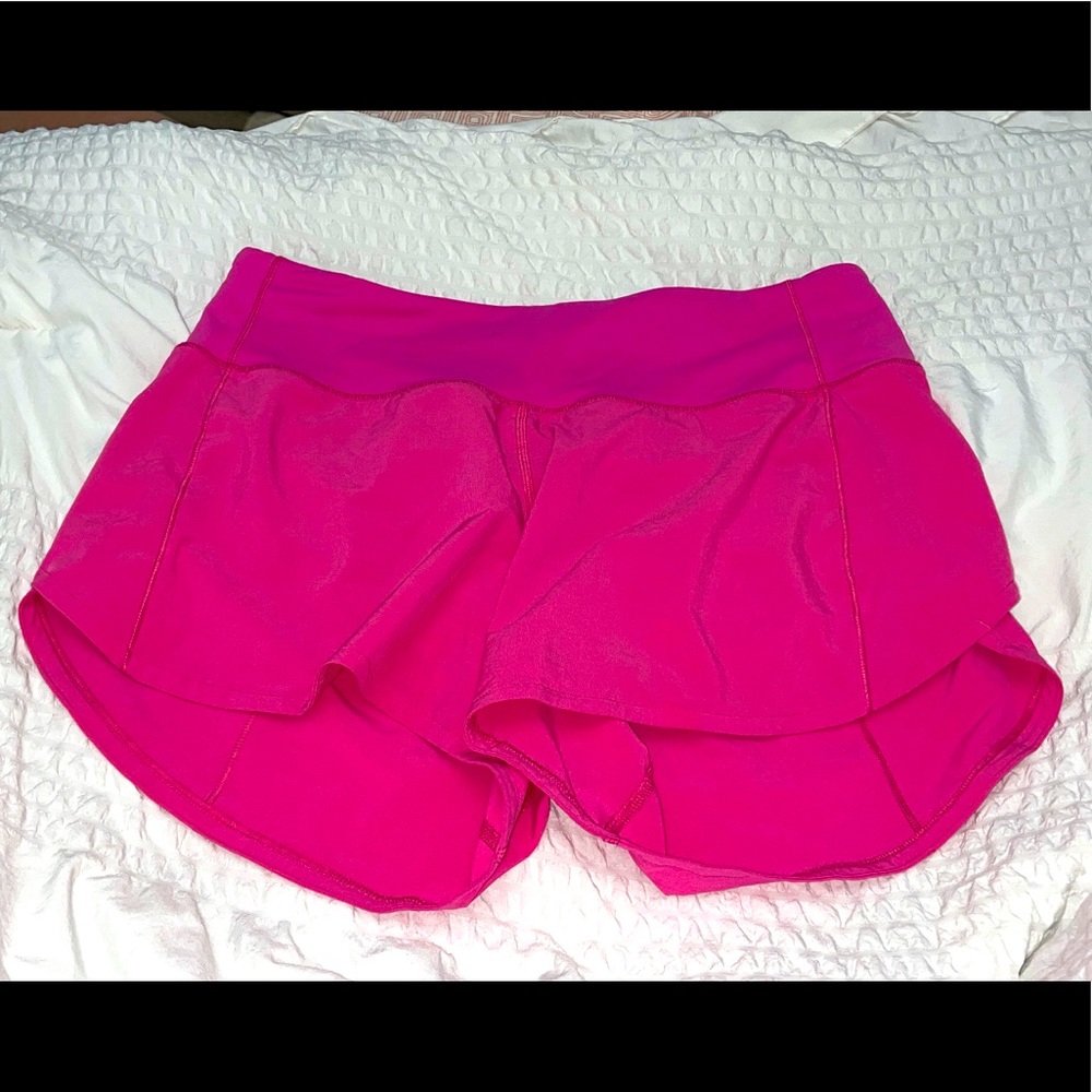 SONIC PINK!! These are a size 6 4” speed up